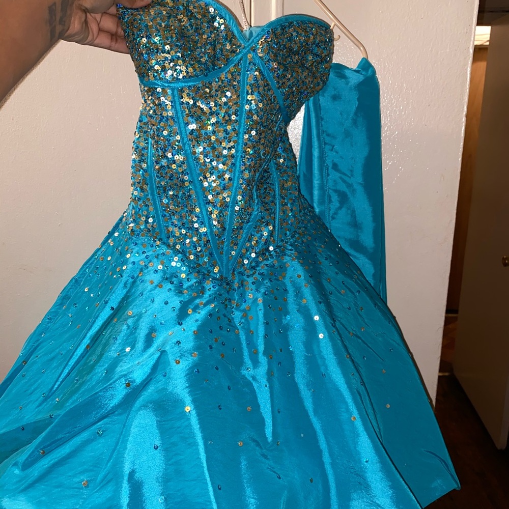 Prom dress